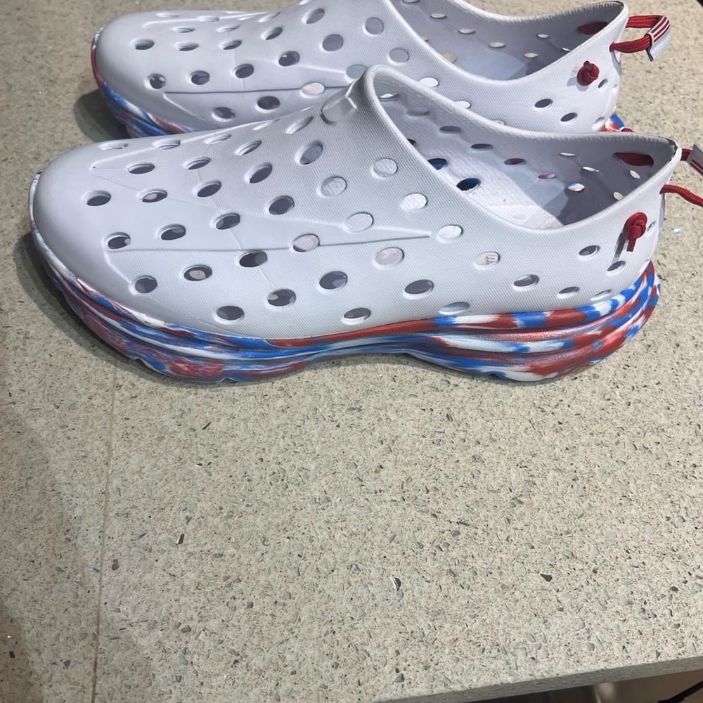 KANE Revive recovery shoes